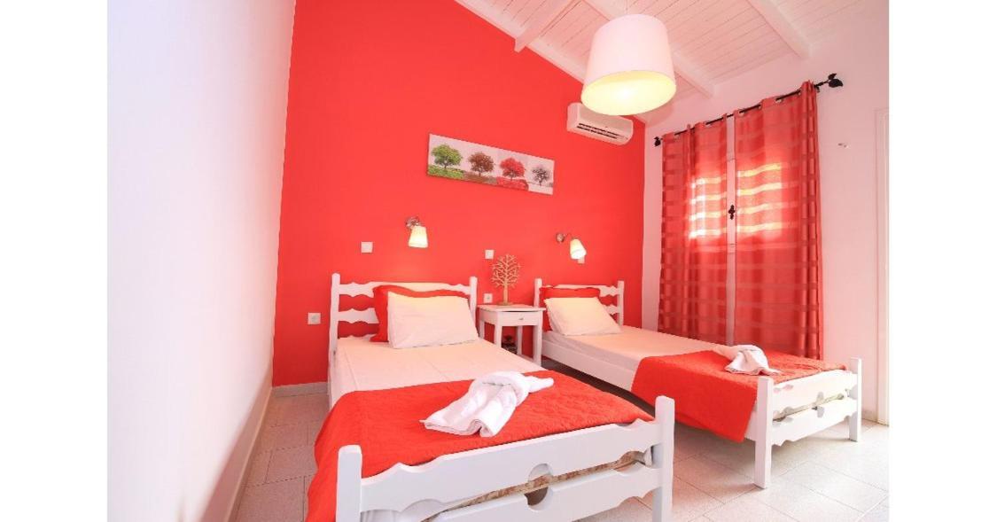Athina Apartments Ступа Экстерьер фото